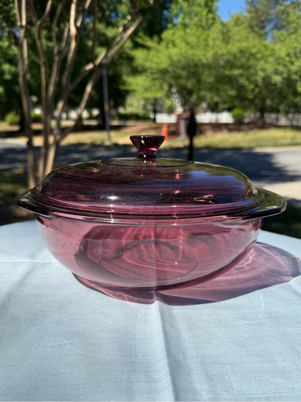 Vintage Pyrex Cranberry 2qt Round Covered Casserole Dish